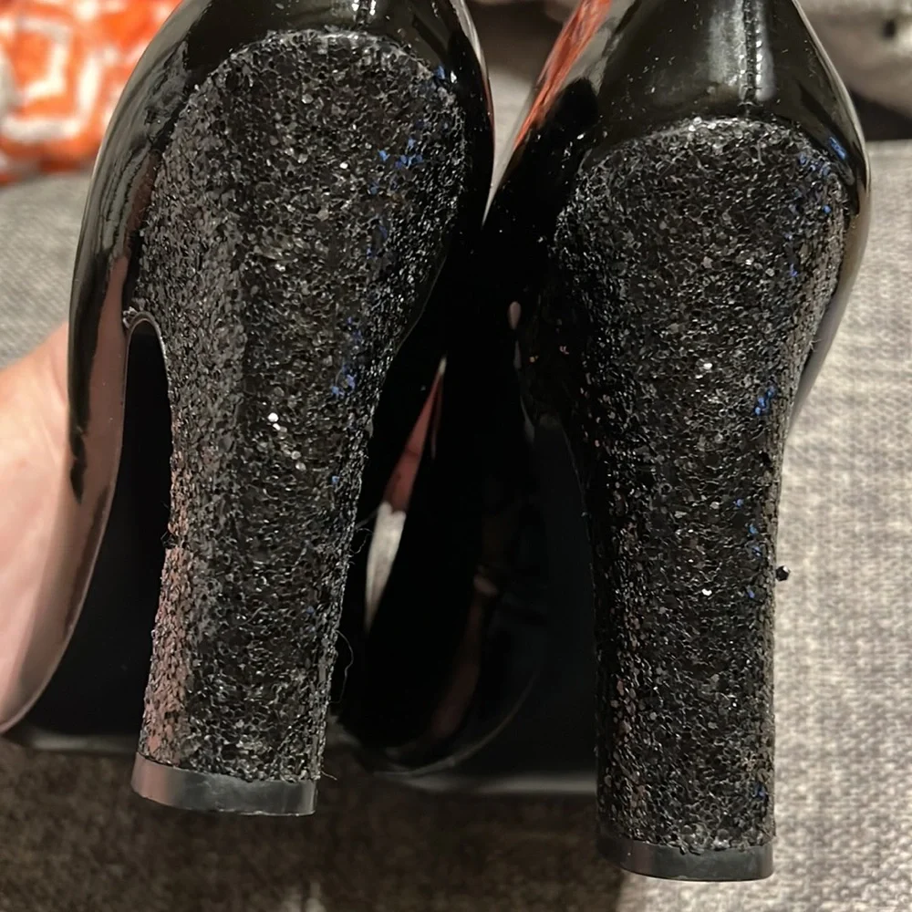🎉 HP 🎉 Tory Burch Colin patent heels